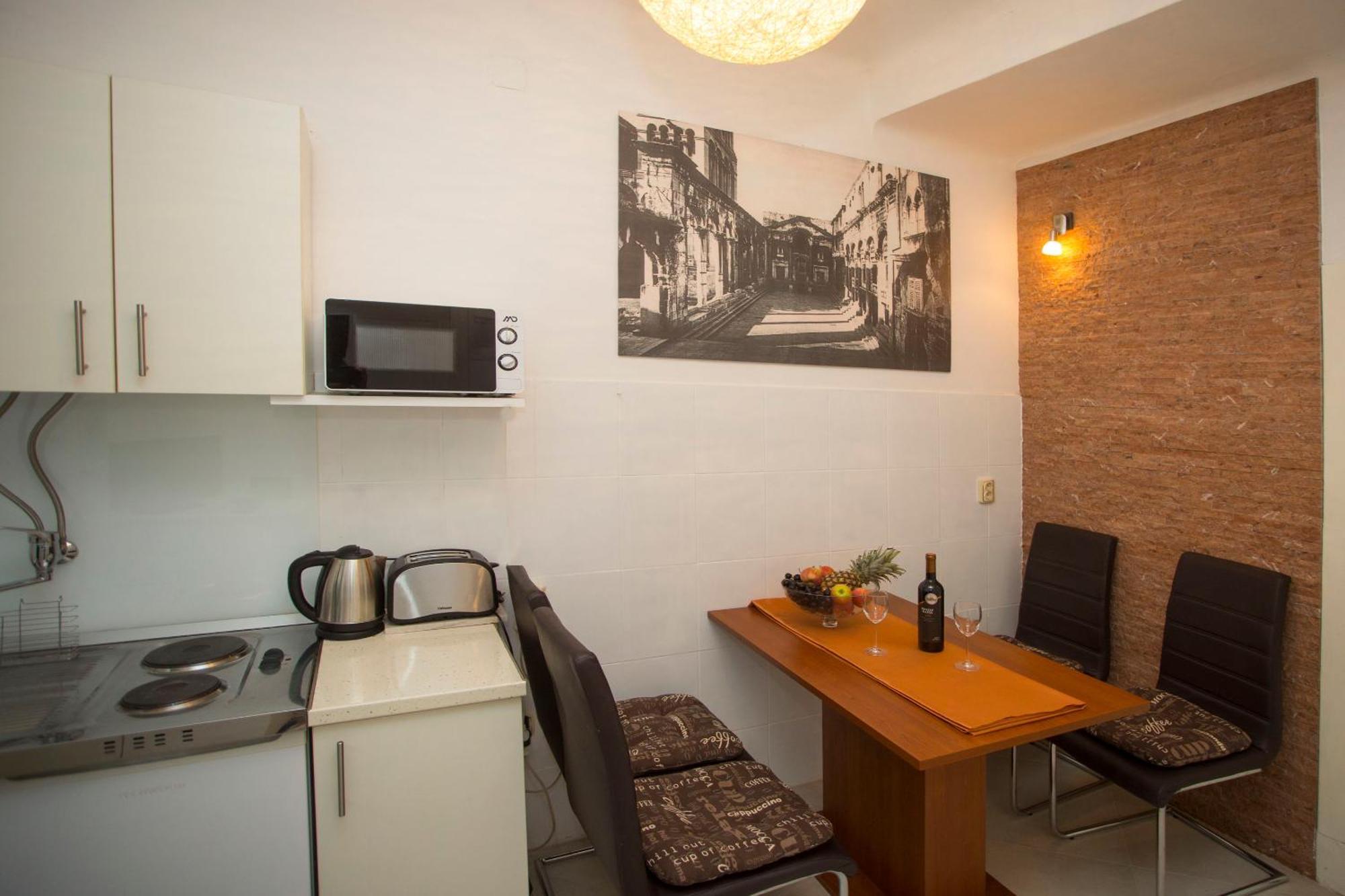 Zdrav - With Big Terrace * Split