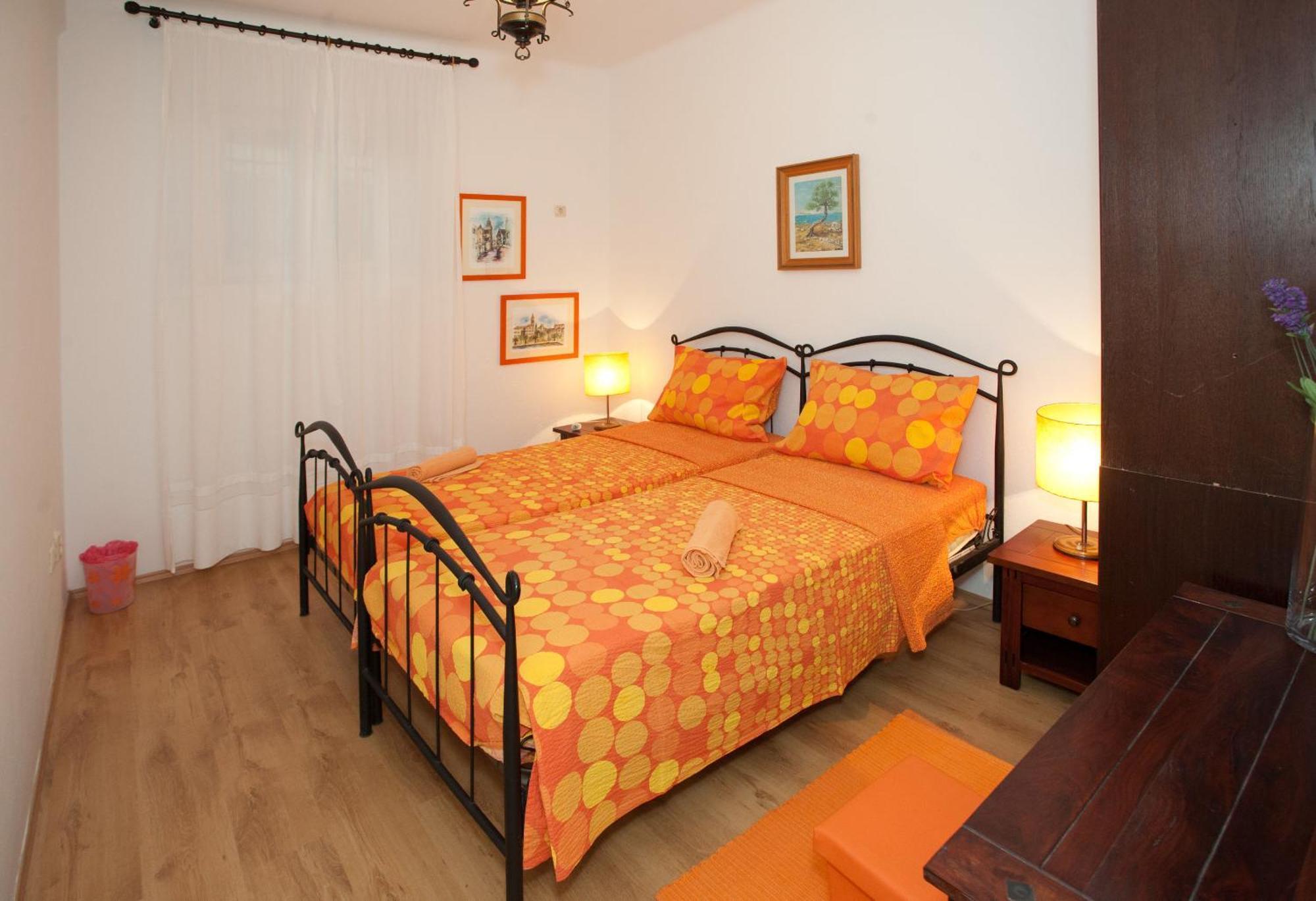 Apartment Zdrav - With Big Terrace
